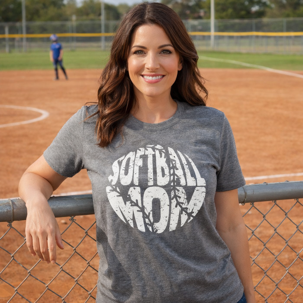 🥎 Softball Mom Graphic Tee 🥎